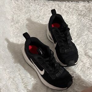 Nike Air Max Black & White Kids Athletic Sneakers with Red Lining